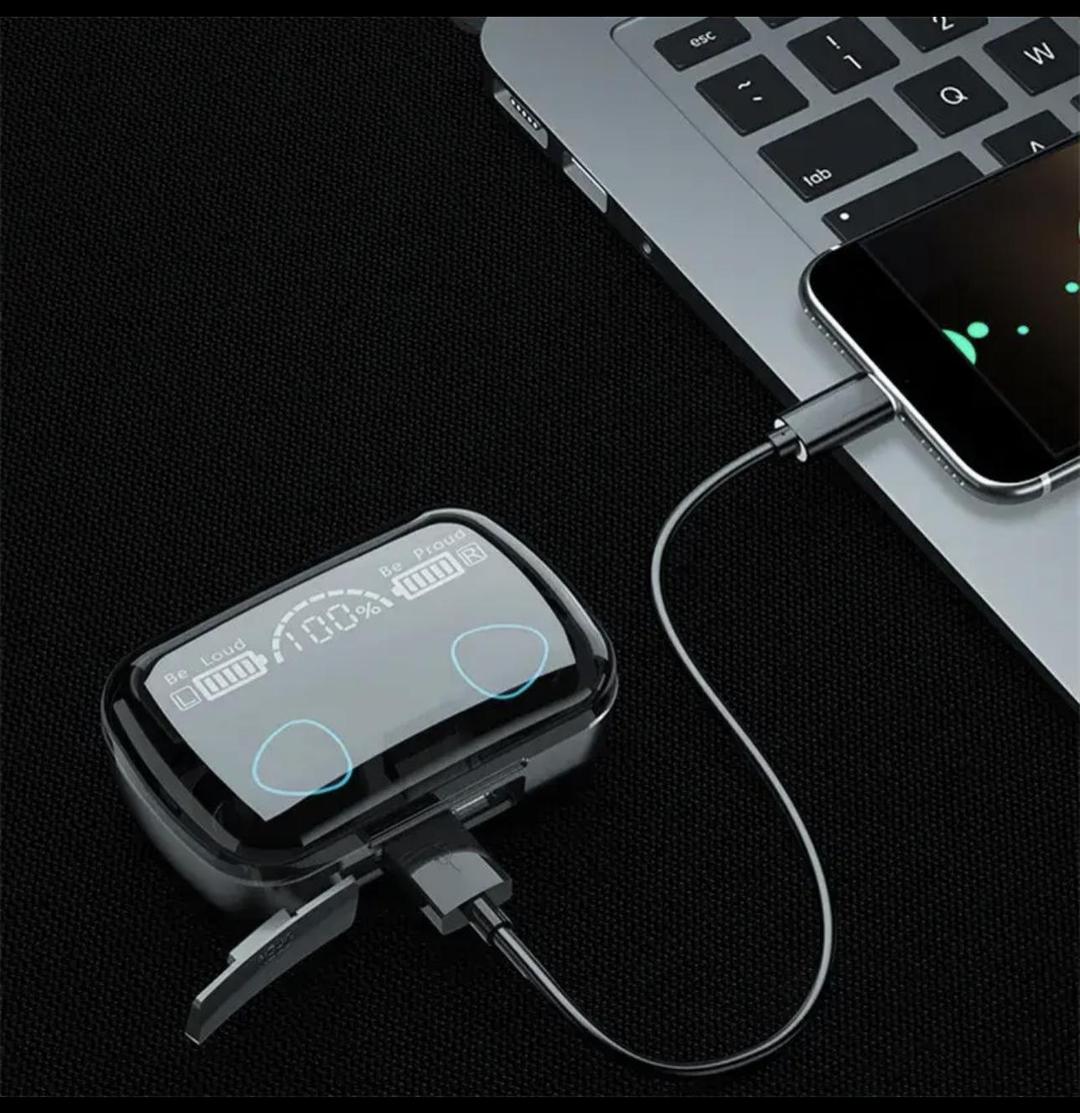 Long listing battery with fast charging earbud