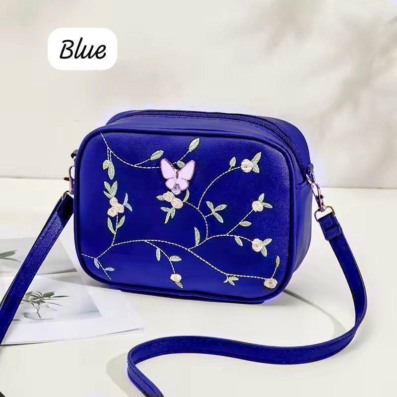Woman's crossbody bags