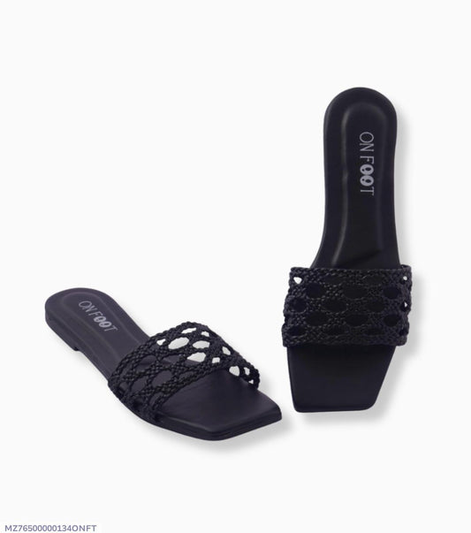 Pearla black